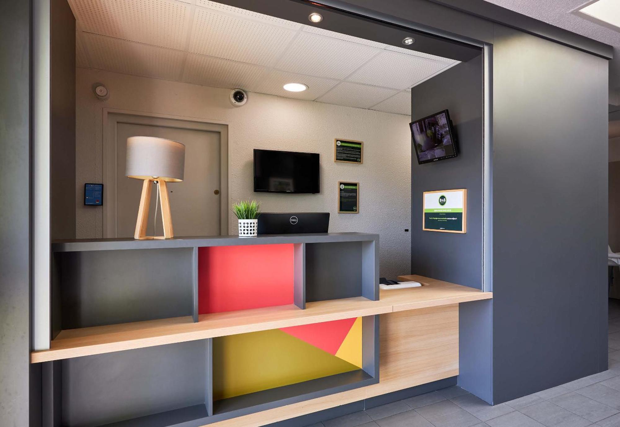 B&B Hotel Caen Memorial Saint-Contest Bagian luar foto