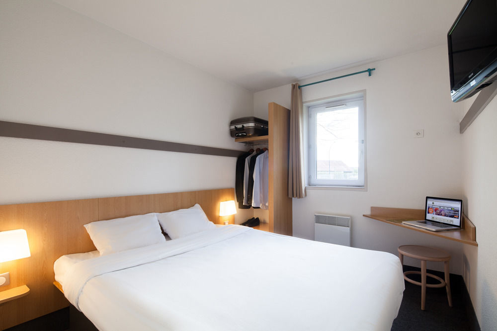 B&B Hotel Caen Memorial Saint-Contest Bagian luar foto